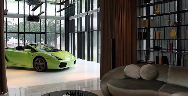 10 chỗ đỗ &#244;t&#244; đắt nhất thế giới - Ảnh 1