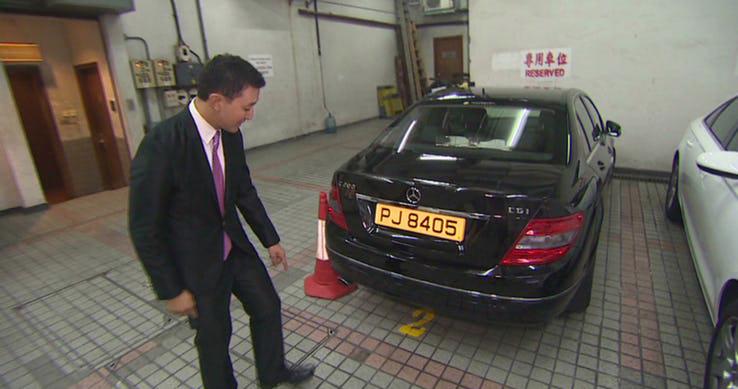 10 chỗ đỗ &#244;t&#244; đắt nhất thế giới - Ảnh 7