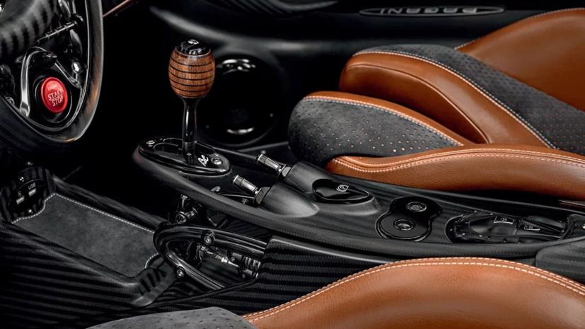 Pagani Huayra Roadster BC - si&#234;u phẩm mui trần gi&#225; 3,4 triệu USD - Ảnh 6