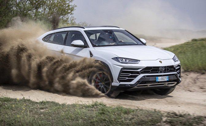 Mẫu SUV siêu sang Lamborghini Urus.