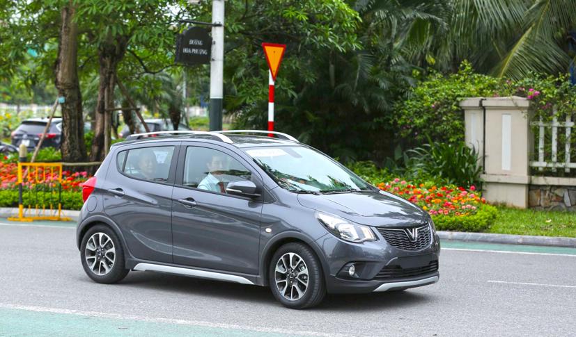 Như vậy kể từ ngày 8/8/2019, VinFast Fadil chỉ duy trì hai phiên bản Base và Plus.