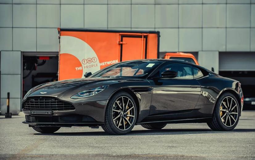 Si&#234;u xe Aston Martin DB11 m&#224;u độc hơn 15 tỷ về Việt Nam - Ảnh 10