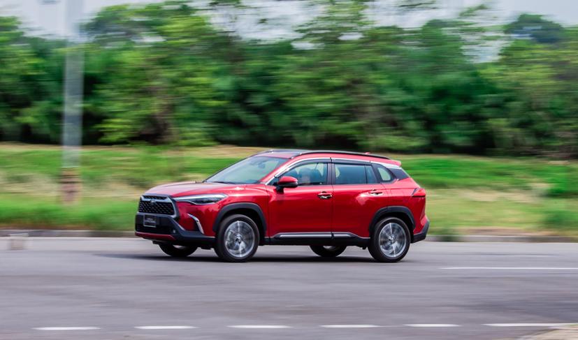 Toyota Corolla Cross có giá từ 720 - 910 triệu đồng, tuỳ từng phiên bản.