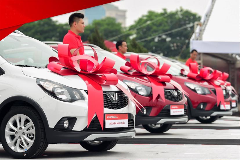 Những chiếc xe Fadil được bàn giao cho người tiêu dùng.