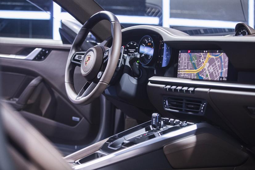 Porsche 911 mới về Việt Nam, gi&#225; từ 7,6 tỷ đồng - Ảnh 5