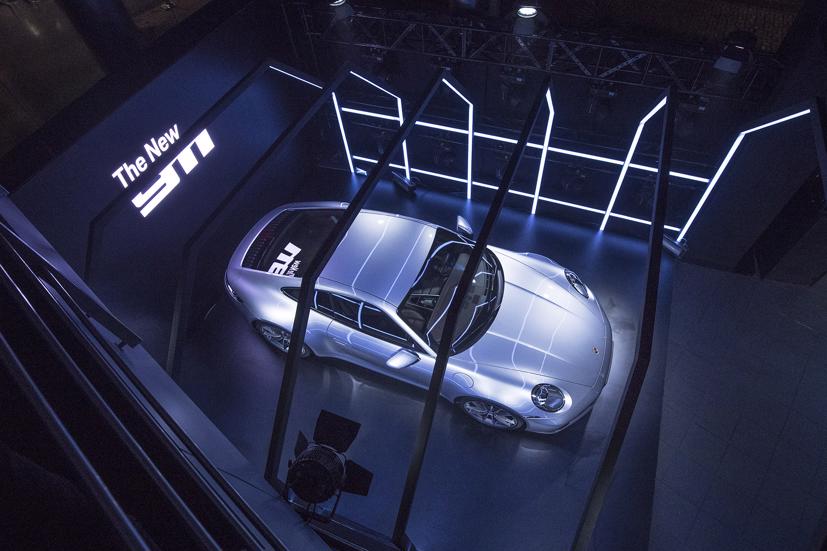 Porsche 911 mới về Việt Nam, gi&#225; từ 7,6 tỷ đồng - Ảnh 1