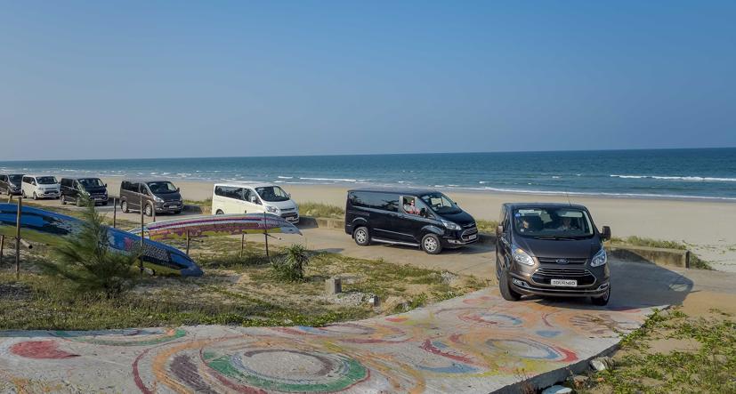Gi&#225; 1 tỷ đồng, Ford Tourneo “mở đường” mới ở Việt Nam - Ảnh 8