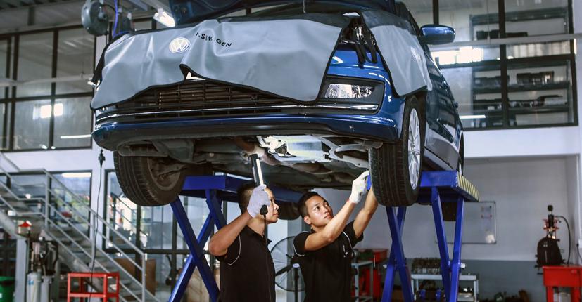 Khu vực dịch vụ bảo dưỡng sửa chữa tiêu chuẩn rộng 1.300 m2.