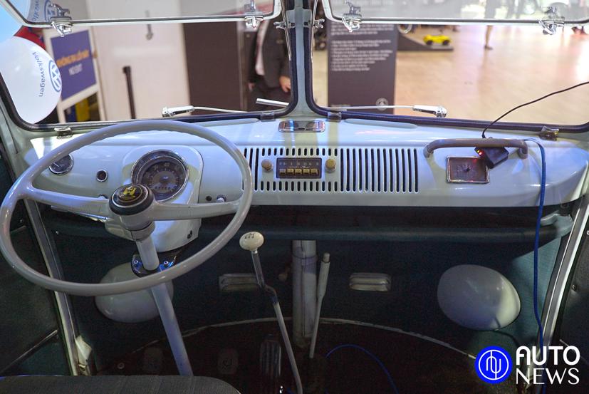 VW Kombi – n&#233;t ho&#224;i cổ ở VMS 2019 - Ảnh 9