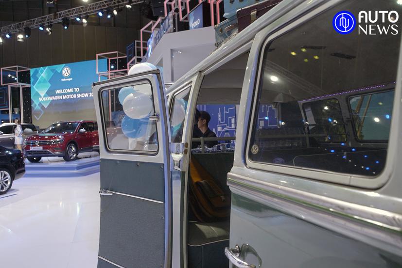 VW Kombi – n&#233;t ho&#224;i cổ ở VMS 2019 - Ảnh 16