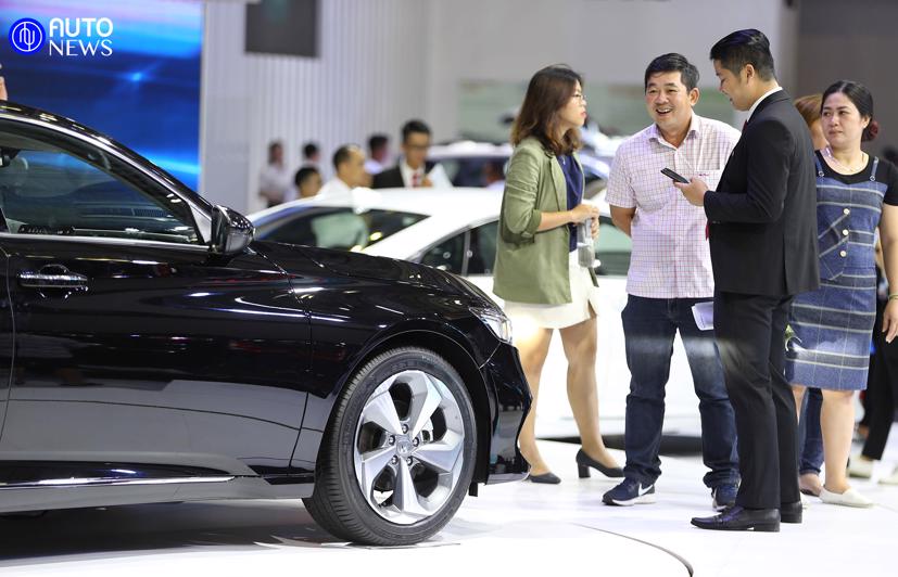 Đà tăng trưởng của sức mua ô tô trên thị trường đã có dấu hiệu chậm lại.