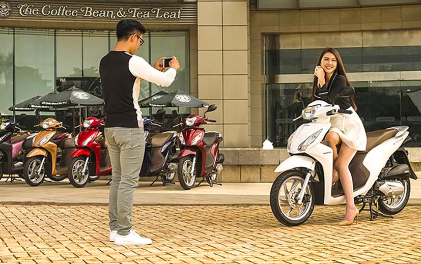 Vision tiếp tục là mẫu xe máy Honda bán chạy nhất Việt Nam.