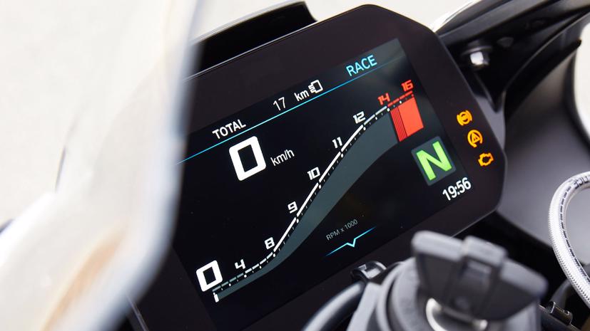 BMW S 1000 RR gi&#225; 949 triệu đồng tại Việt Nam - Ảnh 4