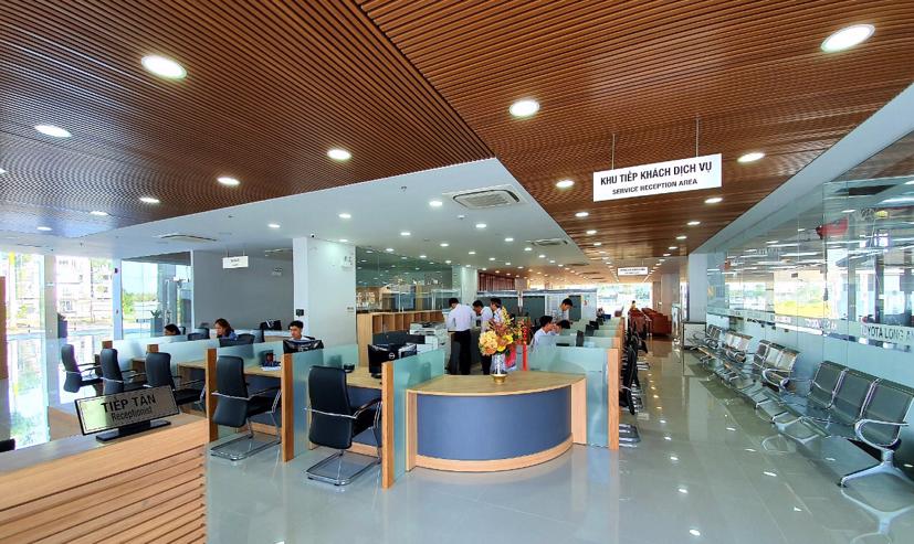 Khu vực dịch vụ có thiết kế hiện đại của Toyota Long An.